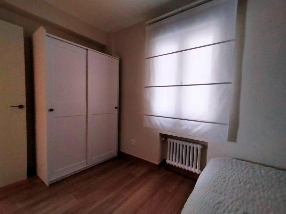 Piso Con Encanto En Pleno Centro Oviedo Kültér fotó